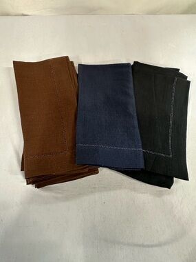 Assorted Vintage Kim Seybert NYC Table Linens (lot of 9)